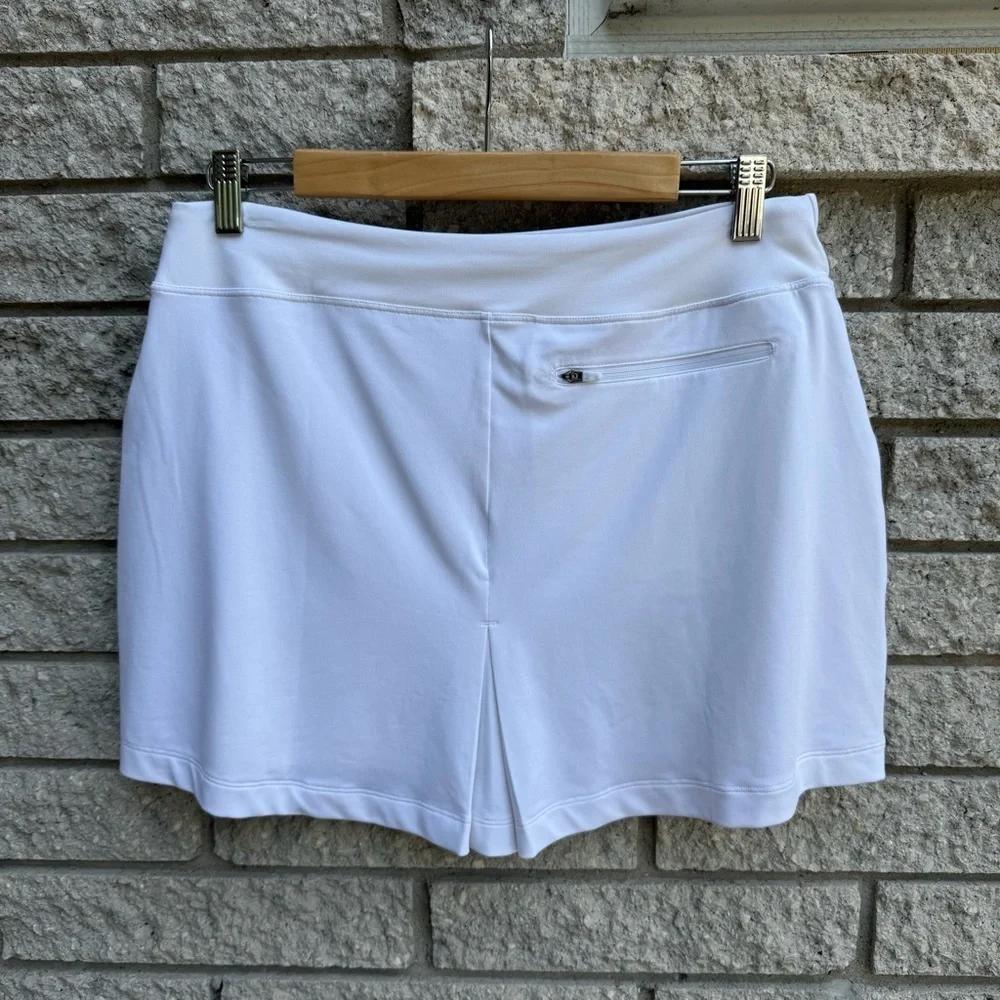 NWOT Nike Golf White Athletic Skirt & Shorts Two Piece Set Golf Skort Medium